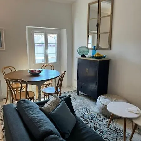 Апартаменти Arazy - Superb Duplex Old Very Central, Ac, Terrace Антіб