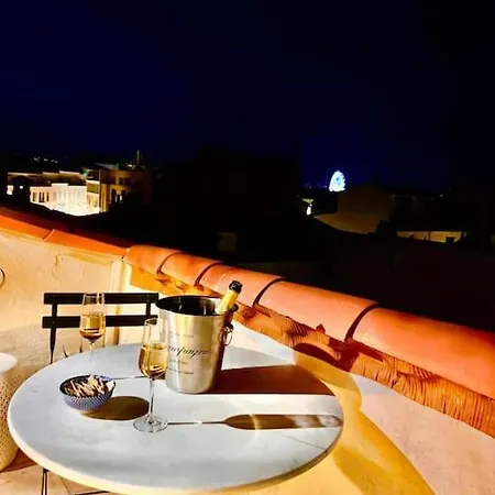 Arazy - Superb Duplex Old Very Central, Ac, Terrace Апартаменти *