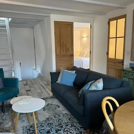 Arazy - Superb Duplex Old Very Central, Ac, Terrace *