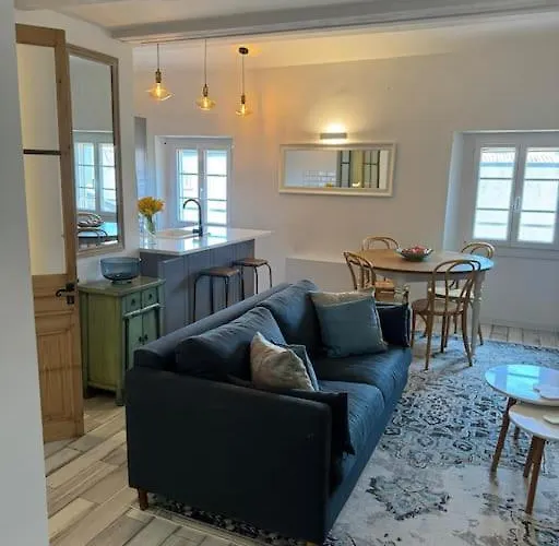 Arazy - Superb Duplex Old Very Central, Ac, Terrace Lägenhet Antibes