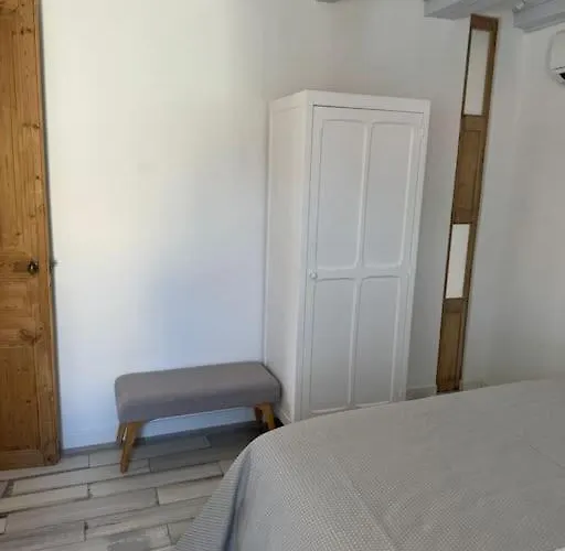 Arazy - Superb Duplex Old Very Central, Ac, Terrace Apartmán