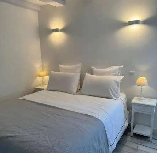 Arazy - Superb Duplex Old Very Central, Ac, Terrace Lägenhet Antibes