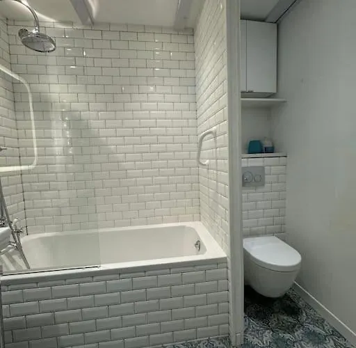 Arazy - Superb Duplex Old Very Central, Ac, Terrace Lägenhet *